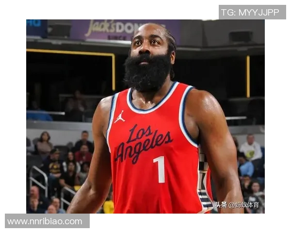 哈登谈绝平不中：我必须在瞬间做出决定 我需要连续命中三分追平